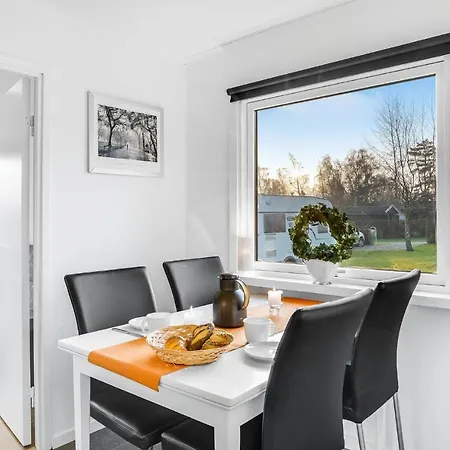 Feriehus Lekker Bolig I Med Kjøkken *